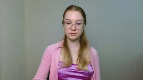Abby Lovense is active online show from March 30, 10:15 am