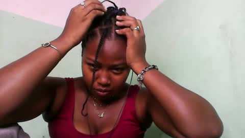 abella677022 online show from March 14, 5:03 pm