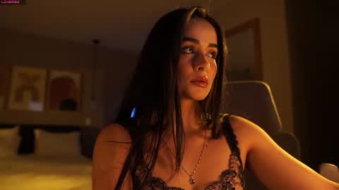 Abigail online show from July 6, 6:32 pm