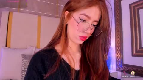 Snapshot of abigailcarter chatting on October 8, 11:53 pm online show from October 8, 11:53 pm