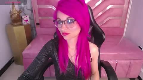 abril_ch_ online show from September 28, 11:59 am