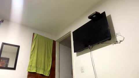 abrilsantosxo online show from June 11, 12:35 pm