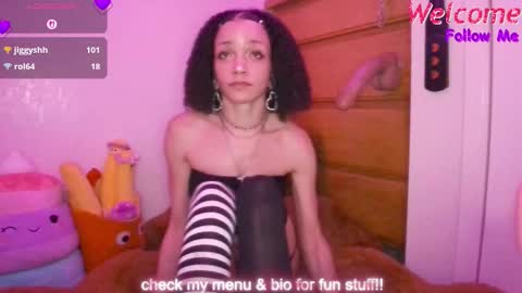 Peach online show from December 20, 3:54 am