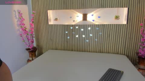 Snapshot of aby_taylor08 chatting on October 1, 10:26 pm Im Aby online show from October 1, 10:26 pm