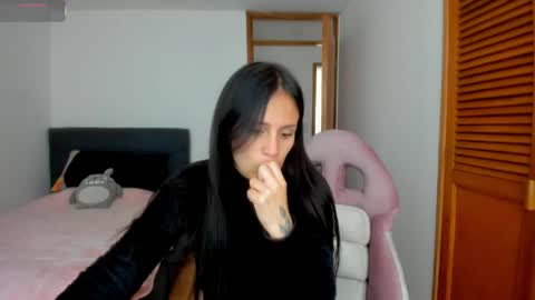 Helena online show from April 22, 4:26 pm