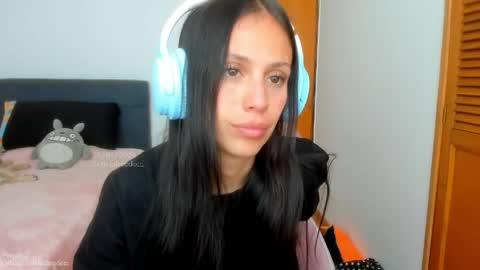 Helena online show from April 23, 2:52 pm