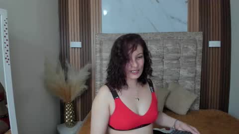 Snapshot of ada_mclaine2 chatting on February 16, 11:38 am Ada online show from February 16, 11:38 am