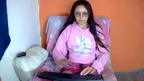 Ada online show from June 8, 9:14 pm