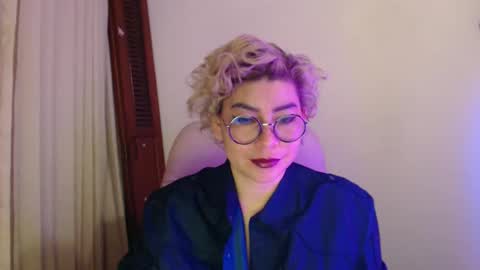 adan_romanoff online show from March 4, 8:32 am