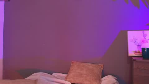  Adara Johnson  online show from April 25, 12:41 pm