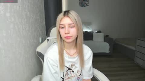 Adel online show from April 27, 5:26 am