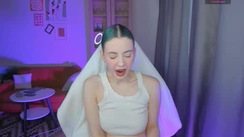 Adelle online show from March 26, 4:58 am