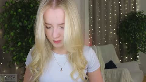 Snapshot of adele_armas chatting on January 27, 6:20 pm Adele online show from January 27, 6:20 pm