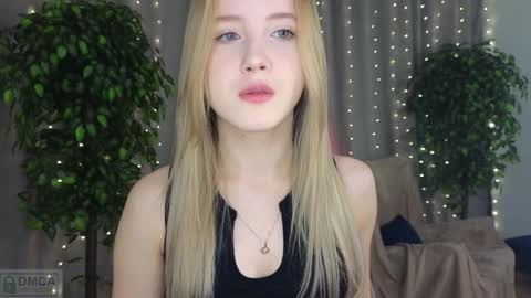 Snapshot of adele_armas chatting on February 6, 7:51 pm Adele online show from February 6, 7:51 pm