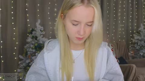 Snapshot of adele_armas chatting on January 13, 6:16 pm Adele online show from January 13, 6:16 pm