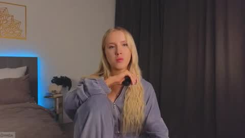 Snapshot of adele_armas chatting on October 18, 11:06 pm Adele online show from October 18, 11:06 pm