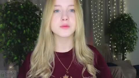 Snapshot of adele_armas chatting on February 27, 6:20 pm Adele online show from February 27, 6:20 pm