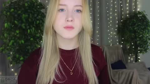 Snapshot of adele_armas chatting on February 22, 6:26 pm Adele online show from February 22, 6:26 pm