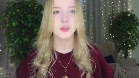 Snapshot of adele_armas chatting on February 19, 6:54 pm Adele online show from February 19, 6:54 pm