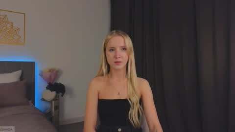 Snapshot of adele_armas chatting on October 14, 9:39 pm Adele online show from October 14, 9:39 pm