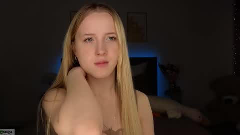 Adele online show from February 24, 10:19 pm