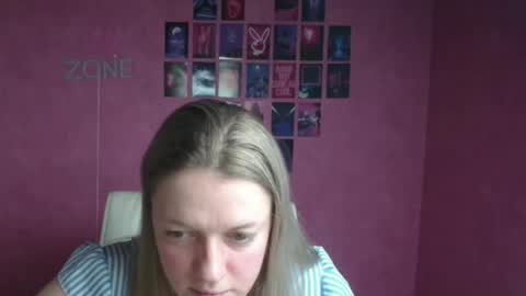 Adele online show from November 28, 7:28 pm