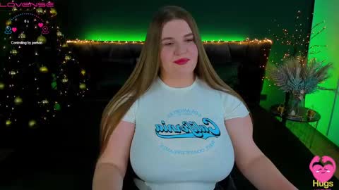 Snapshot of adele_sugar chatting on December 7, 11:23 pm Your Adele online show from December 7, 11:23 pm