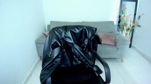 Carolina online show from October 20, 10:29 am