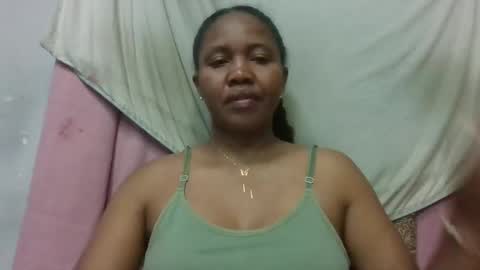 adelealy online show from March 26, 3:30 am