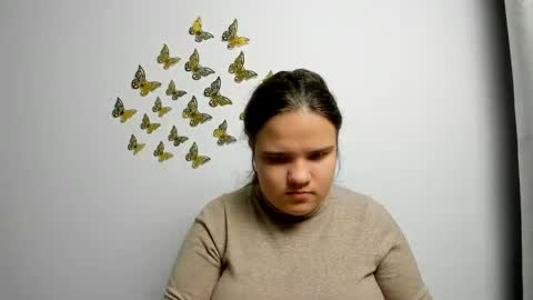 Snapshot of adelecruzz chatting on January 22, 1:00 pm adelecruzz online show from January 22, 1:00 pm