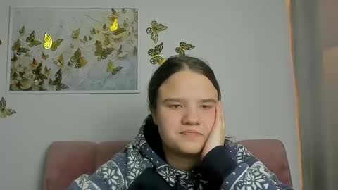 adelecruzz online show from February 2, 1:10 pm