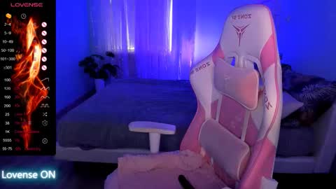 Adele online show from March 17, 5:44 am