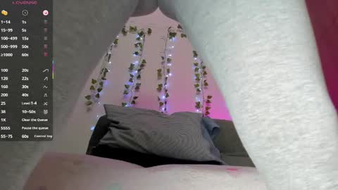 adelinaconte1 online show from June 7, 3:19 pm