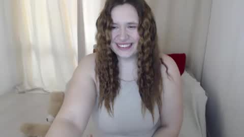 adelinalawson online show from March 2, 4:07 am