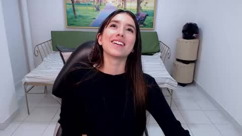 Snapshot of adhara_kitten chatting on September 12, 1:40 pm Adhara online show from September 12, 1:40 pm