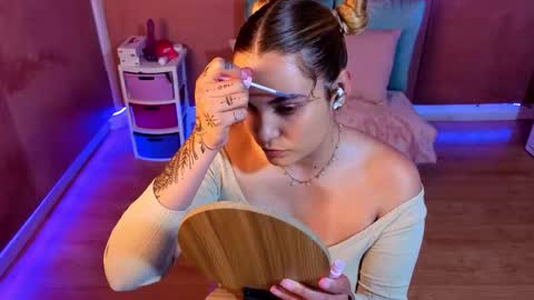 Adhara online show from March 4, 11:22 pm