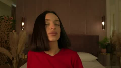 adoracortes online show from April 27, 5:15 am