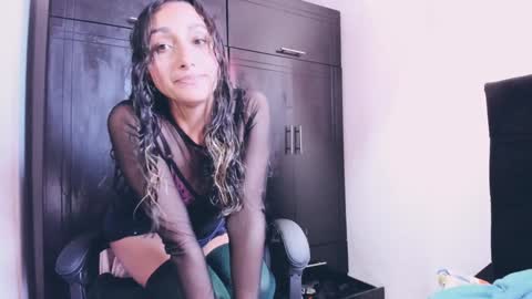 Snapshot of adrena_10 chatting on December 17, 5:36 pm Adrena10 online show from December 17, 5:36 pm