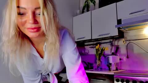 Adriana online show from March 8, 2:04 am