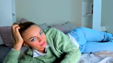 Adriana online show from January 19, 4:03 pm