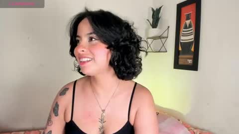 adrianny online show from August 5, 1:01 am