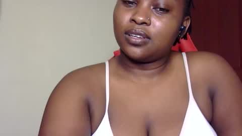 stella online show from April 21, 6:37 pm