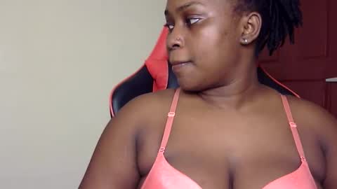 stella online show from April 22, 7:33 pm