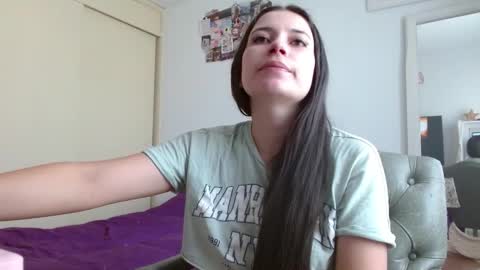 afrodithaa_ online show from March 15, 3:25 pm