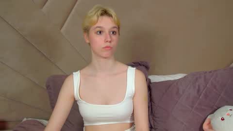 AgataGate online show from April 25, 1:41 pm