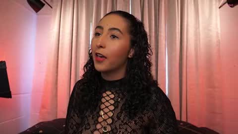 Snapshot of agatha_collinss chatting on October 2, 6:46 pm Val inst agatha clls online show from October 2, 6:46 pm