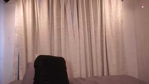 Snapshot of agatha_collinss chatting on September 17, 7:34 pm Val inst agatha clls online show from September 17, 7:34 pm