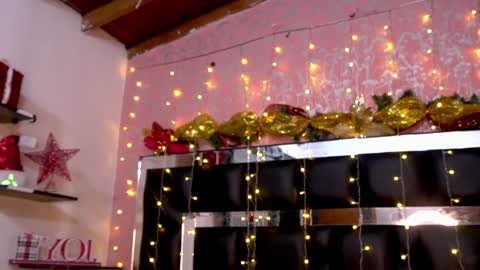 Snapshot of agatha_collinss chatting on December 30, 7:11 pm Val inst agatha clls online show from December 30, 7:11 pm