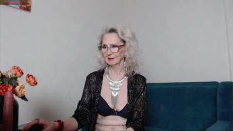 Agatha online show from April 26, 5:32 pm