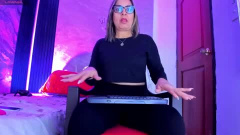 agatha_pleasure online show from April 21, 11:50 am